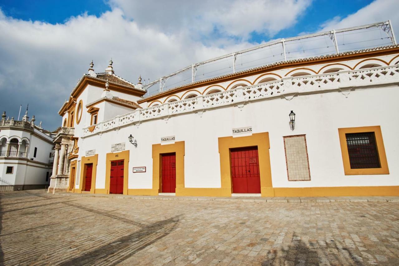 Arenal Carreteria Deluxe Suites By Valcambre Sevilla Kültér fotó